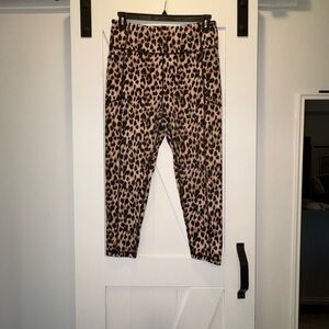 Victoria's Secret Leopard Print Leggings